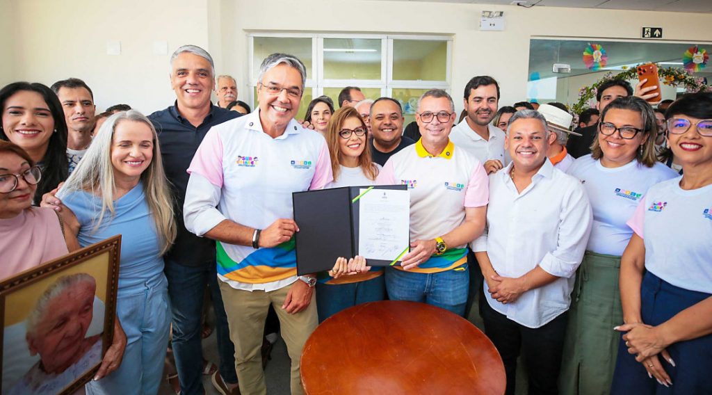 Governo de Sergipe entrega creche-escola do Ameei e autoriza rodovia em Lagarto