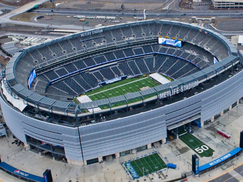 Gramado do MetLife vira problema na Copa e prejudica jogos