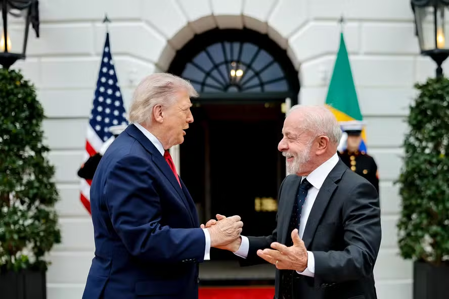 Lula cobra explicações de Donald Trump após proposta de tarifa de 25% sobre produtos brasileiros