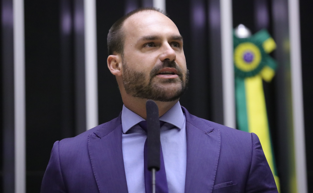 STF condena Eduardo Bolsonaro a 4 anos de prisão e decreta inelegibilidade até 2038