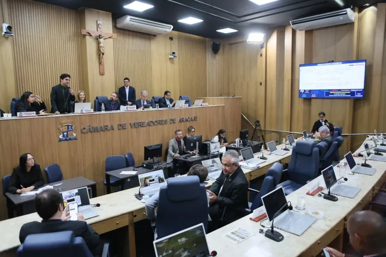 Câmara de Aracaju aprova projetos sobre proteção a profissionais de enfermagem e campanha contra apostas digitais