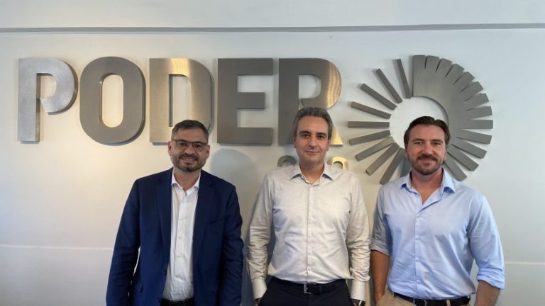 Itaú visita Poder360 e discute economia e relações governamentais