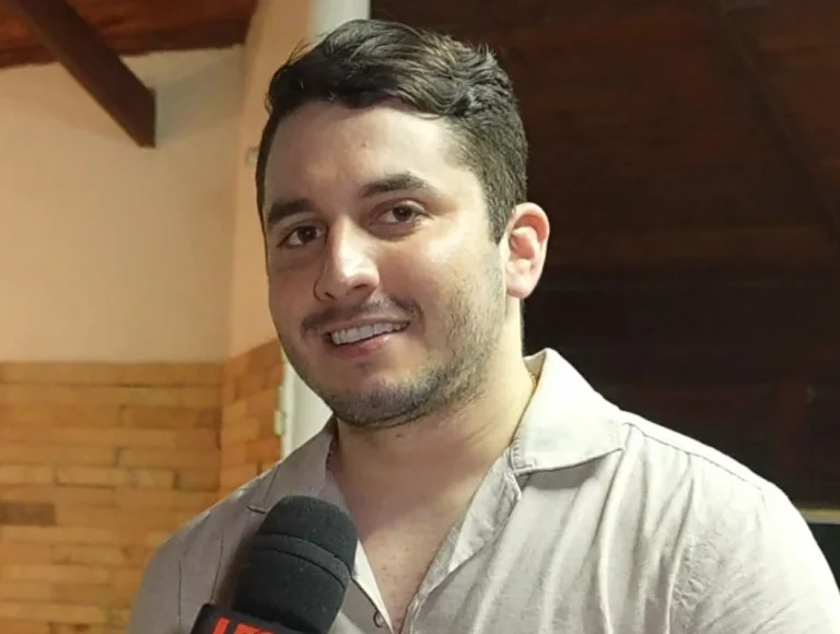 Jonas Esticado faz 30 shows no São João e revela segredo para equilibrar vida de pai