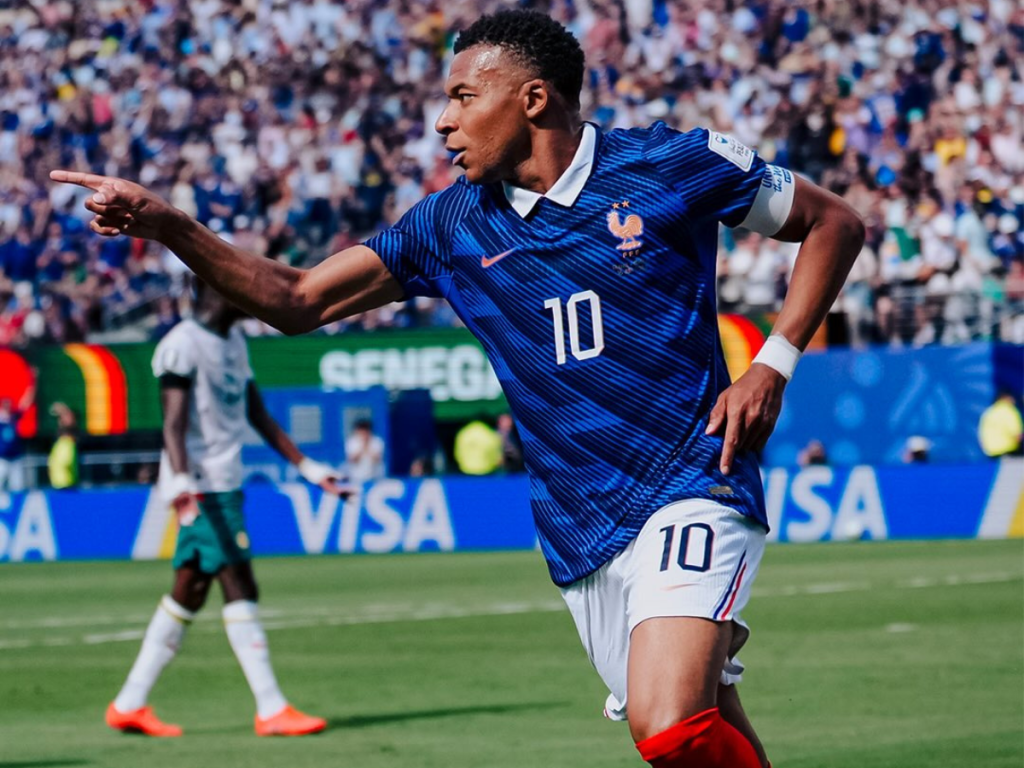 Mbappé brilha, França bate Senegal e lidera grupo na Copa 2026