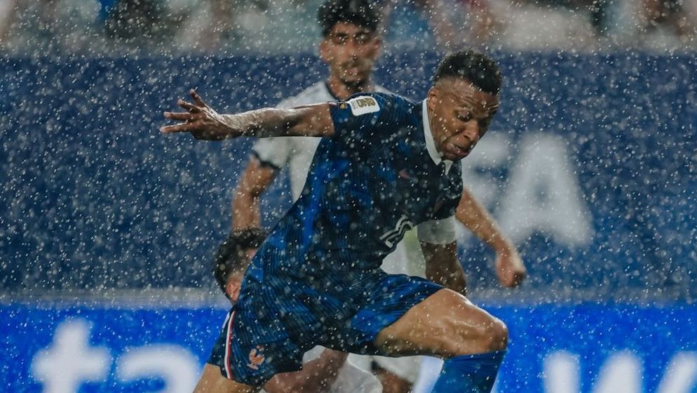 Mbappé brilha, França goleia Iraque e avança na Copa do Mundo