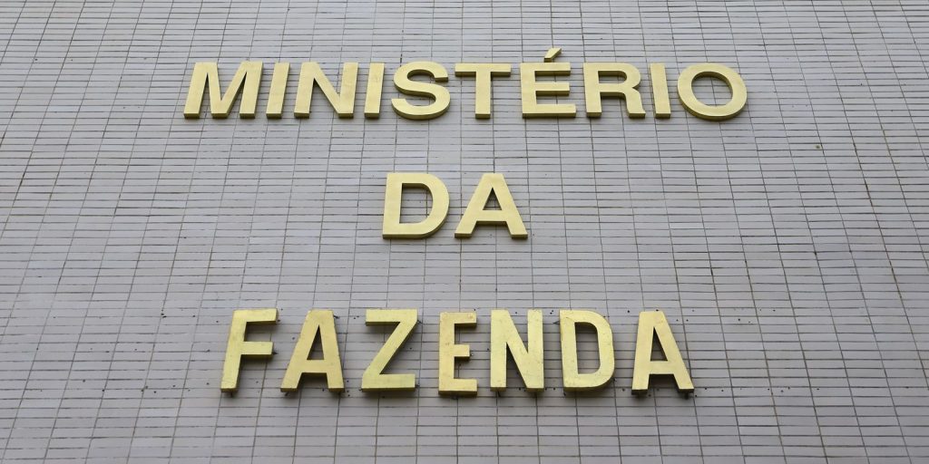 Ministério da Fazenda apresenta painel sobre R$ 340 bi em benefícios fiscais