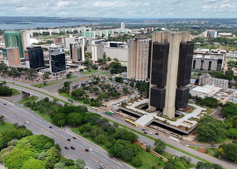 Ministra das Finanças do Japão discute mercados financeiros com secretário dos EUA