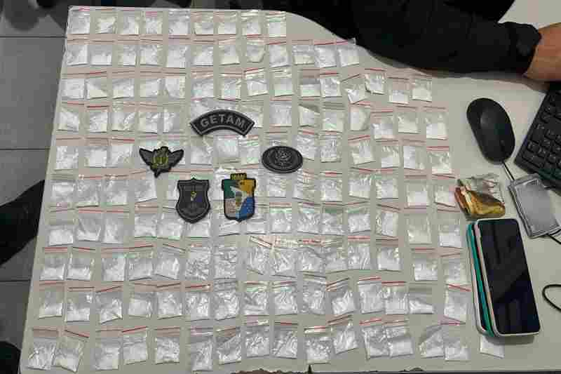 Mulher é presa com 140 embalagens de cocaína em Lagarto