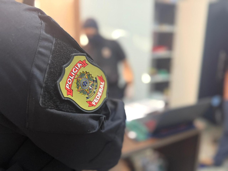 Operação da PF mira grupo que invadiu 142 contas da Caixa em Sergipe