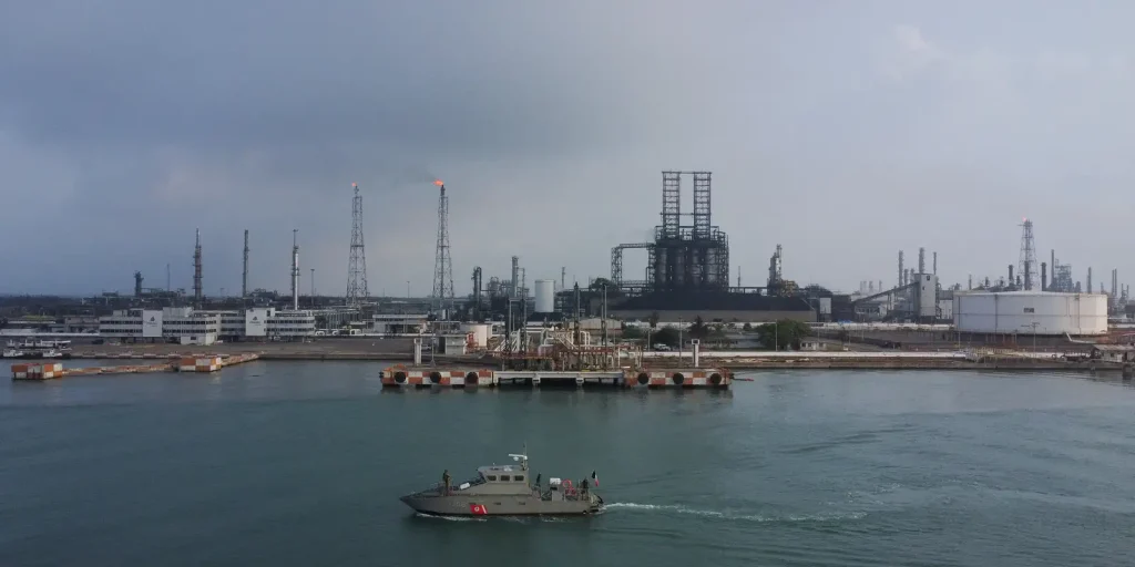 Petrobras e Pemex firmam acordo para exploração no Golfo do México