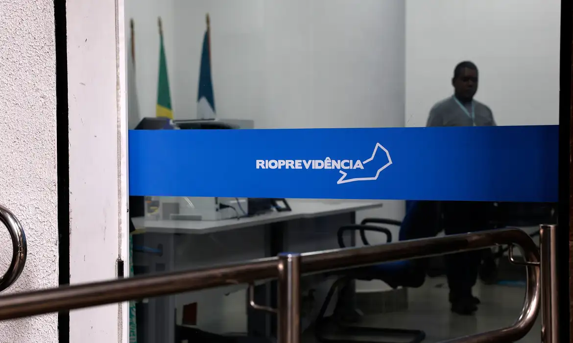 Rioprevidência vai reverter excedentes do custeio para pagar aposentadorias e pensões 2 rbr7613