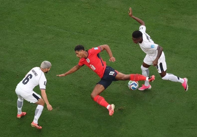 RD Congo vence Uzbequistão e avança ao mata-mata da Copa pela primeira vez