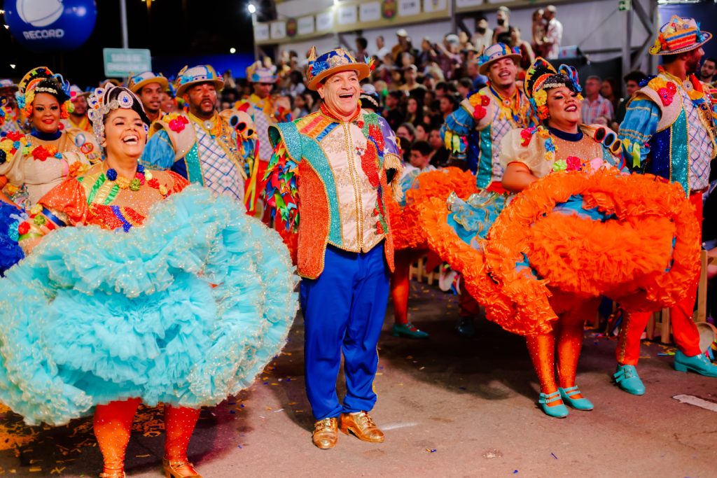 Século XX vence Concurso de Quadrilhas Juninas TV Atalaia 2026