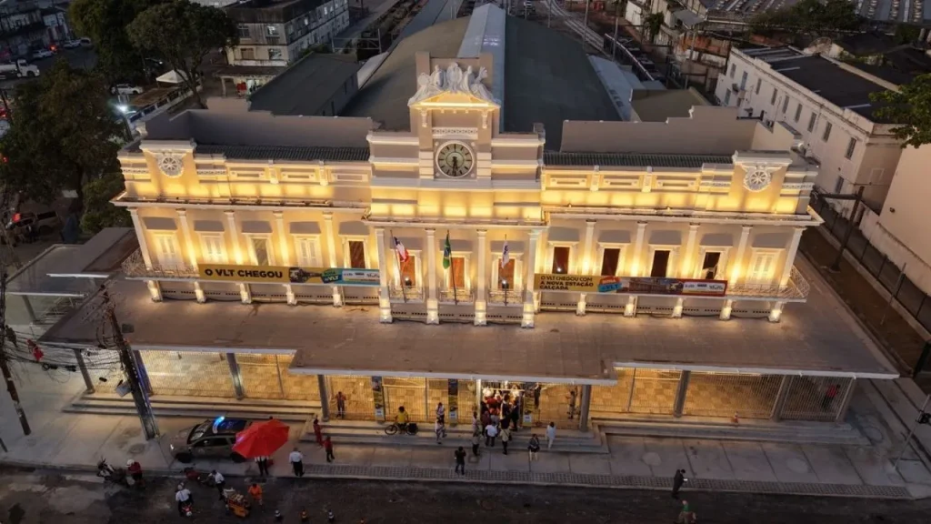 Salvador inaugura 1ª estação do VLT com investimento de R$ 13 mi