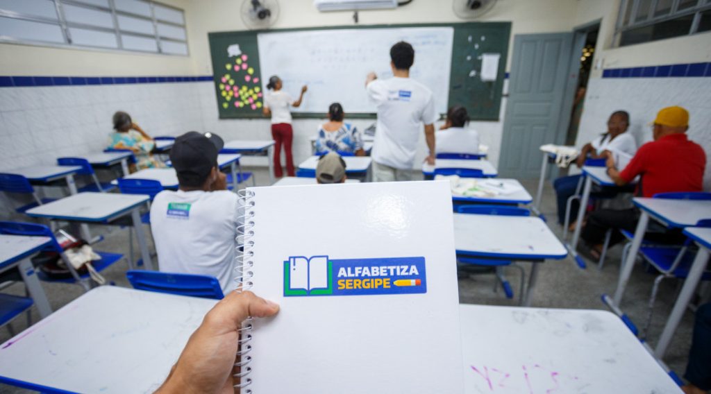 Sergipe avança no combate ao analfabetismo e reduz taxa em quase 4 pontos