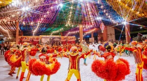 Concurso de quadrilhas no Gonzagão aquece comércio local e aumenta vendas nos novos quiosques