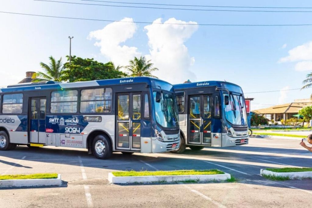 SMTT lança ônibus noturnos para o Forró Caju e Arraiá do Povo