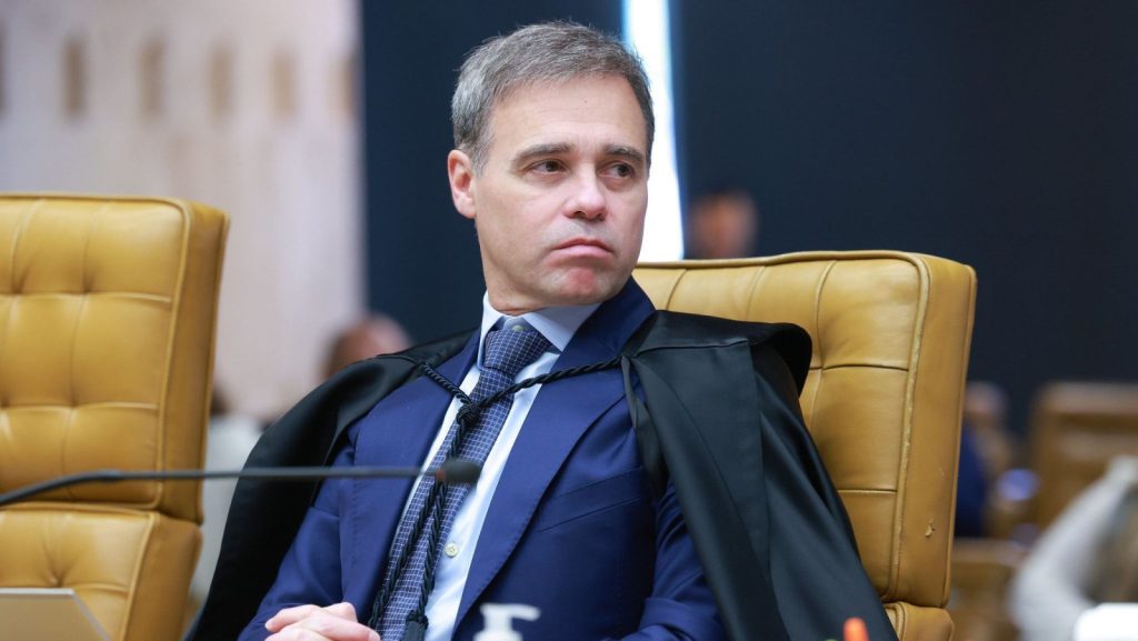 STF decide quarta sobre vínculo de motoristas de app com Uber e Rappi