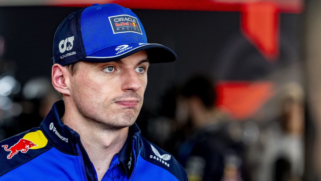 Verstappen se reunirá com Red Bull para discutir futuro na Fórmula 1