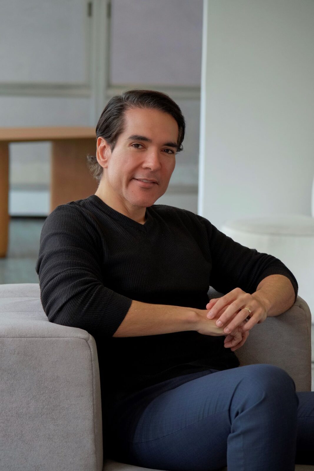 Saúde capilar ganha protagonismo na medicina e será tema de ciclo de palestras do Dr. Delmo Freire 