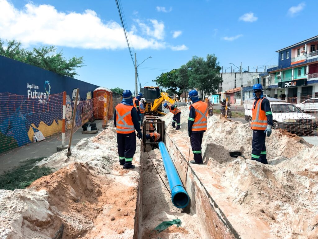 Adutora da Avenida Maranhão avança em ritmo acelerado e já alcança 25% de execução