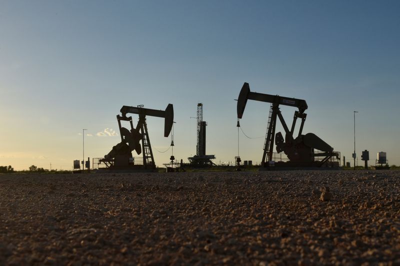 Alta do petróleo pressiona inflação e ameaça abastecimento global