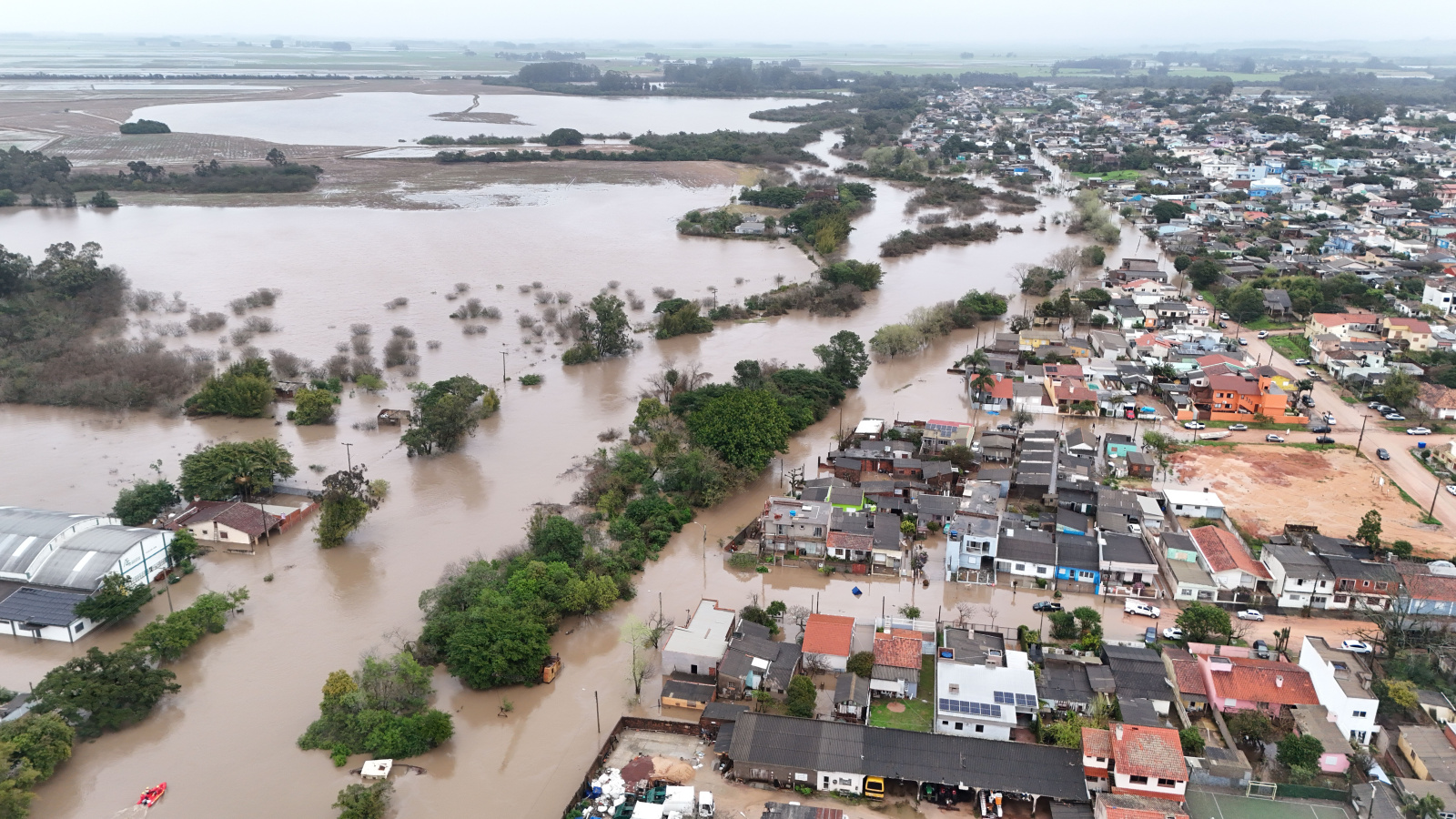 Aracaju terá semana com chuvas fracas e céu nublado