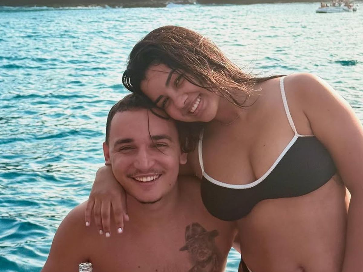 Ary Mirelle zomba de João Gomes após cantor adormecer bêbado