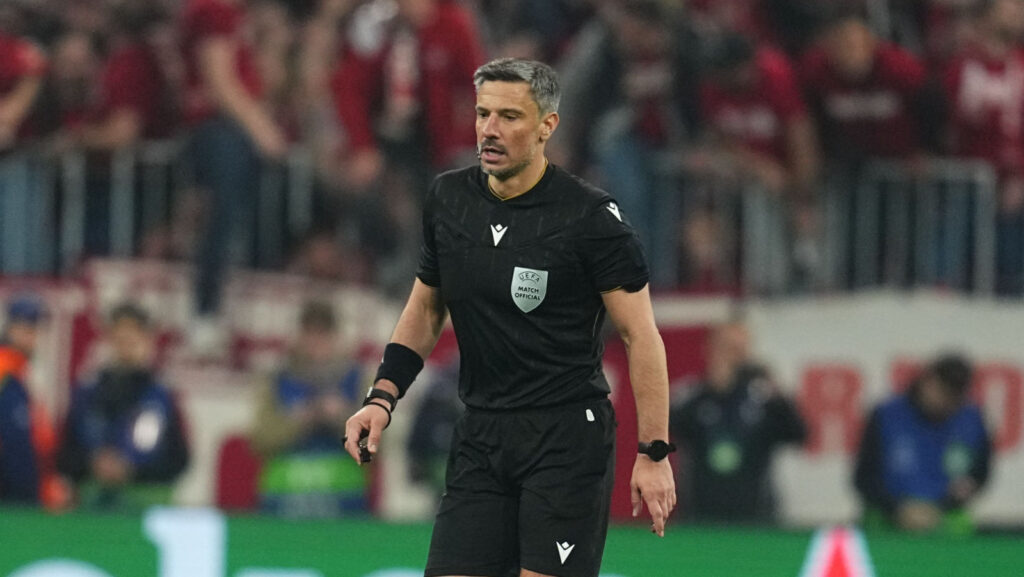 Borja Iglesias critica preços altos dos ingressos para a final da Copa do Mundo