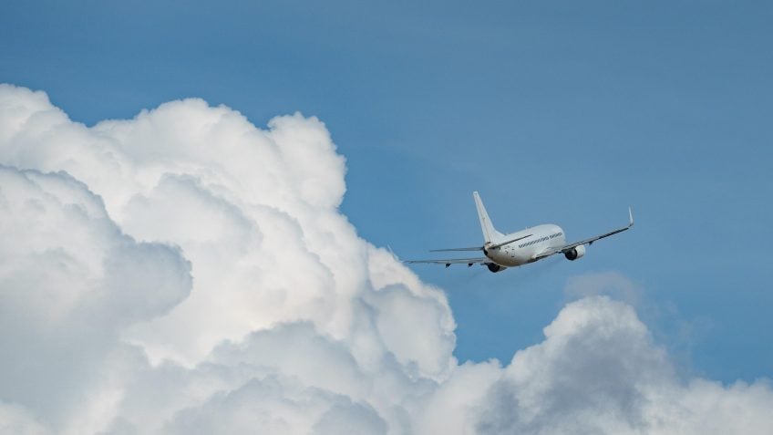 Brasil registra 235 mulheres pilotas nas principais companhias aéreas