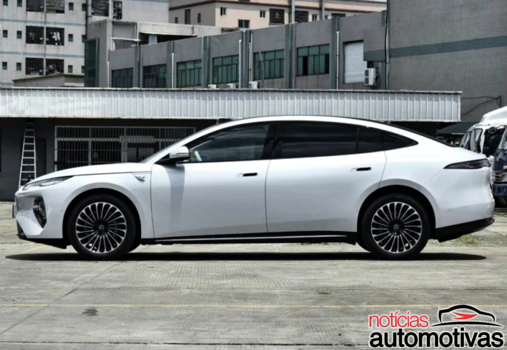 BYD Seal 08 é apresentado com tela de 26 polegadas e tecnologia LiDAR, a partir de R$ 150 mil