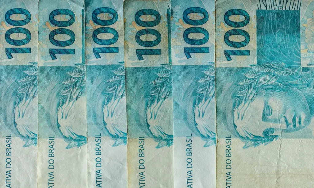 Caixa libera hoje parcela mínima de R$600 do Bolsa Família para NIS final 4