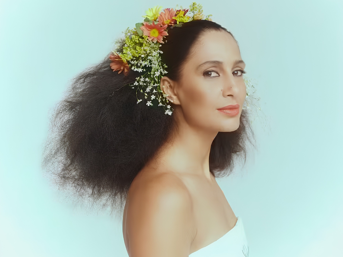Camila Pitanga interpreta Clara Nunes na cinebiografia ‘Clara’