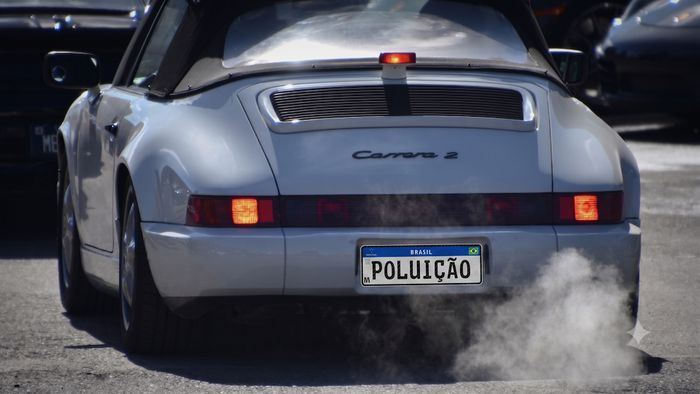 Carros mais poluentes do Brasil em 2026: dados surpreendentes revelados