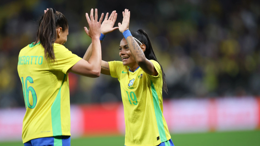 CBF firma patrocínio com Sicoob para futebol feminino por três anos