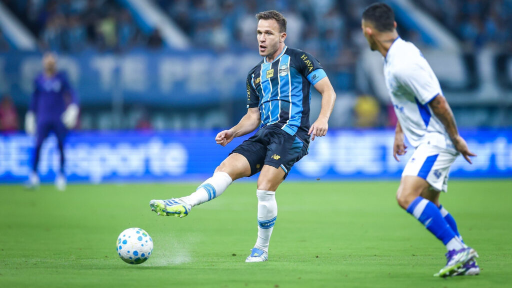 Ceará e Athletic se enfrentam hoje no Brasileirão Série B; saiba onde assistir
