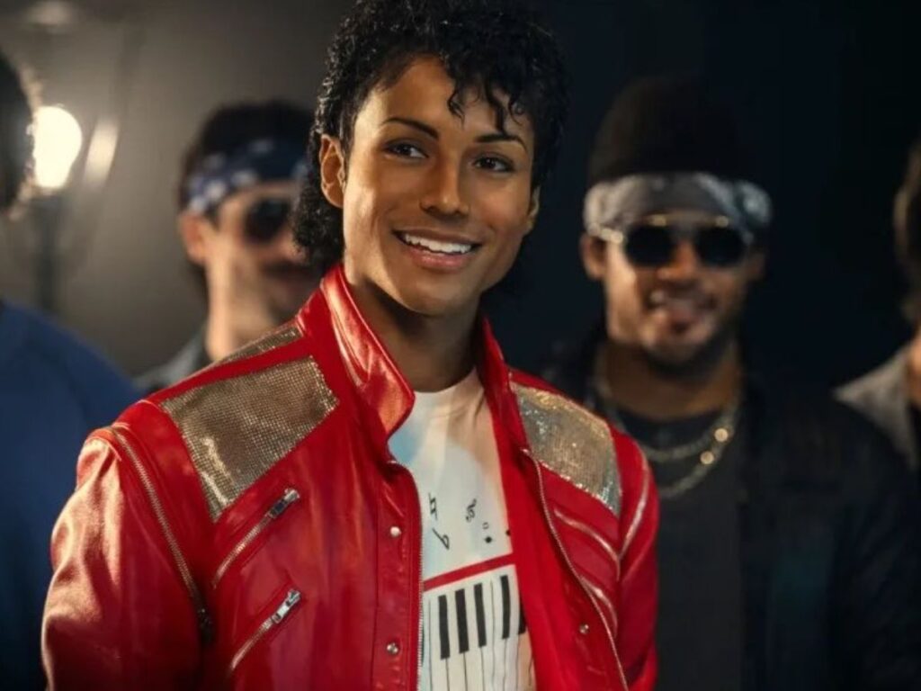 Cinebiografia de Michael Jackson supera 1 bilhão de dólares em bilheteira