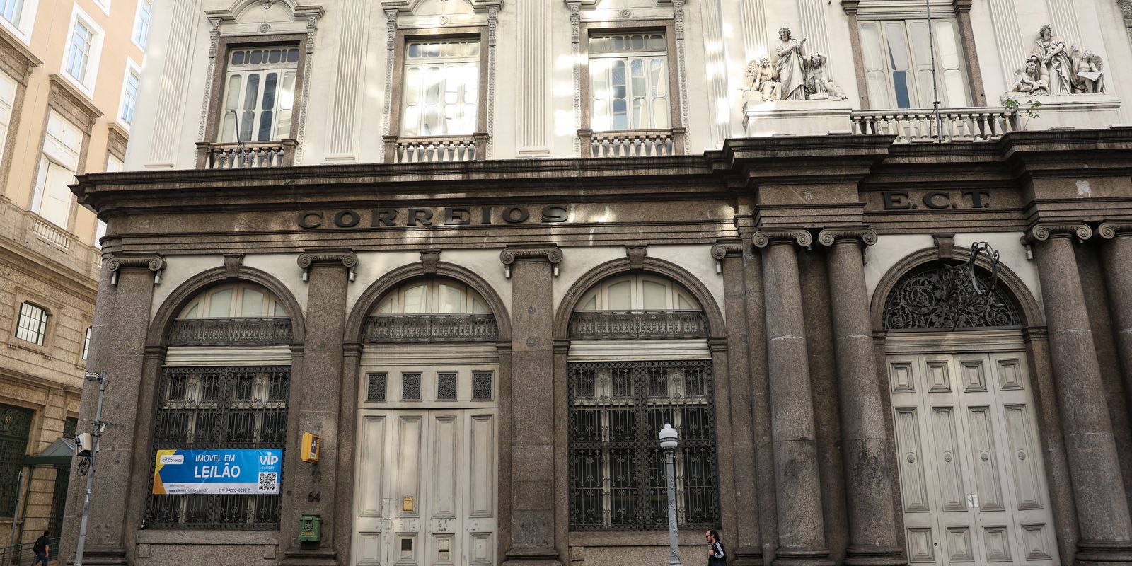 Correios leiloa antiga sede no Centro do Rio por R$ 53,6 milhões