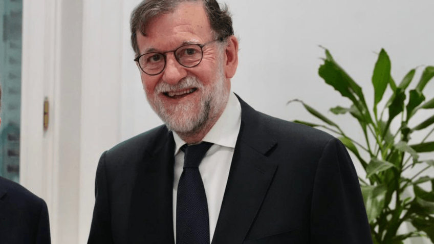 Críticas a artigo de ex-primeiro-ministro espanhol sobre seleção francesa