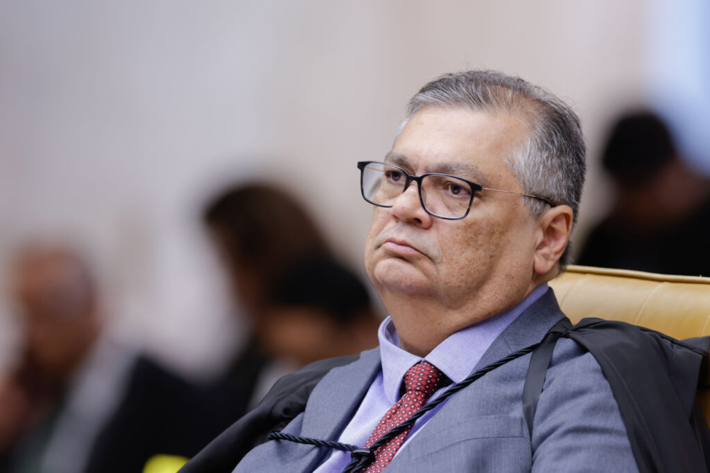 Dino cita declaração de Valdemar ao convocar presidentes de partidos