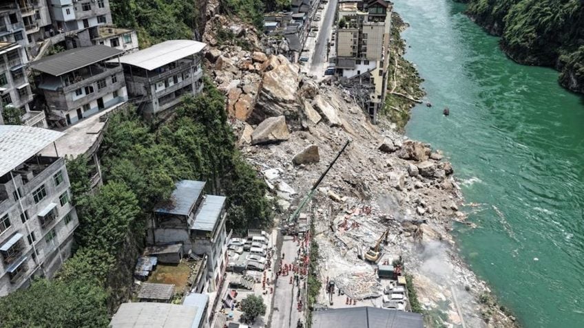 Equipes confirmam 11 mortos em desabamento em Chongqing; 50 desaparecidos