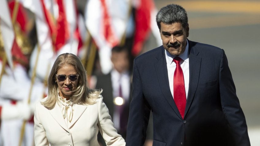 EUA propõem início do julgamento de Maduro para junho de 2027