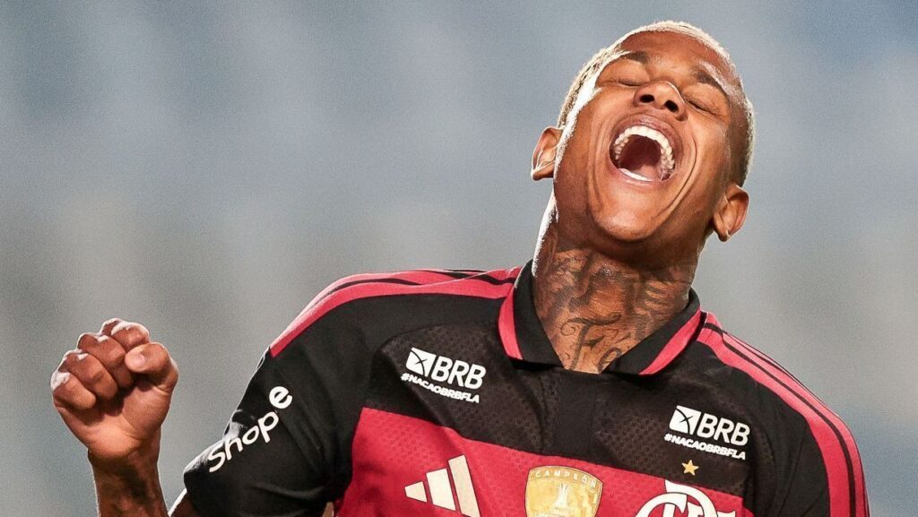 Flamengo negocia três reforços com cautela nos gastos, diz diretor José Boto