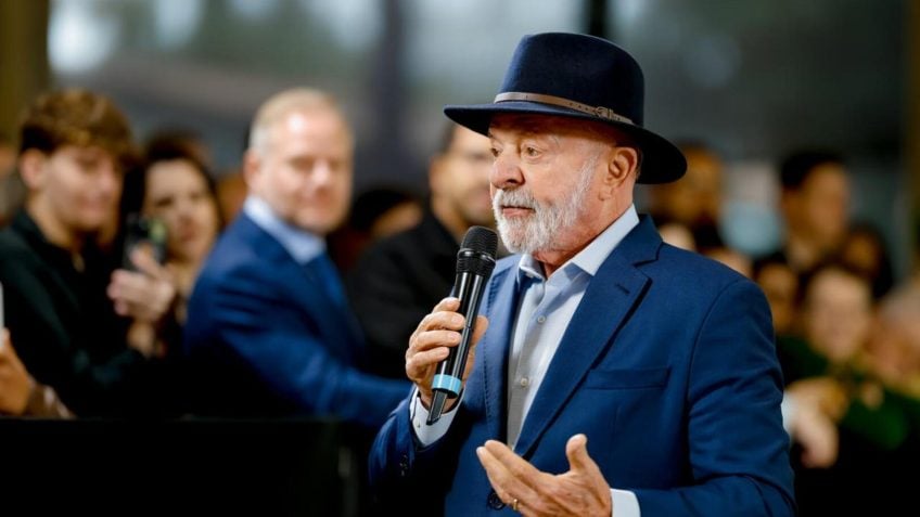 Governo Lula se prepara para tarifa adicional dos EUA e avalia reação