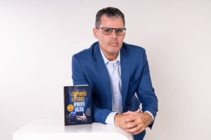 Bastidores 2026: Cícero Mendes deixa coordenação de marketing da campanha de Valmir de Francisquinho e aliados