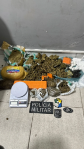 Denúncia de maus-tratos contra criança leva PM a desarticular ponto de drogas em Lagarto