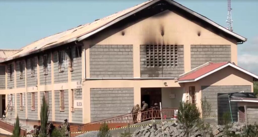 Incêndio em orfanato na Argélia resulta em 11 mortes e 19 feridos
