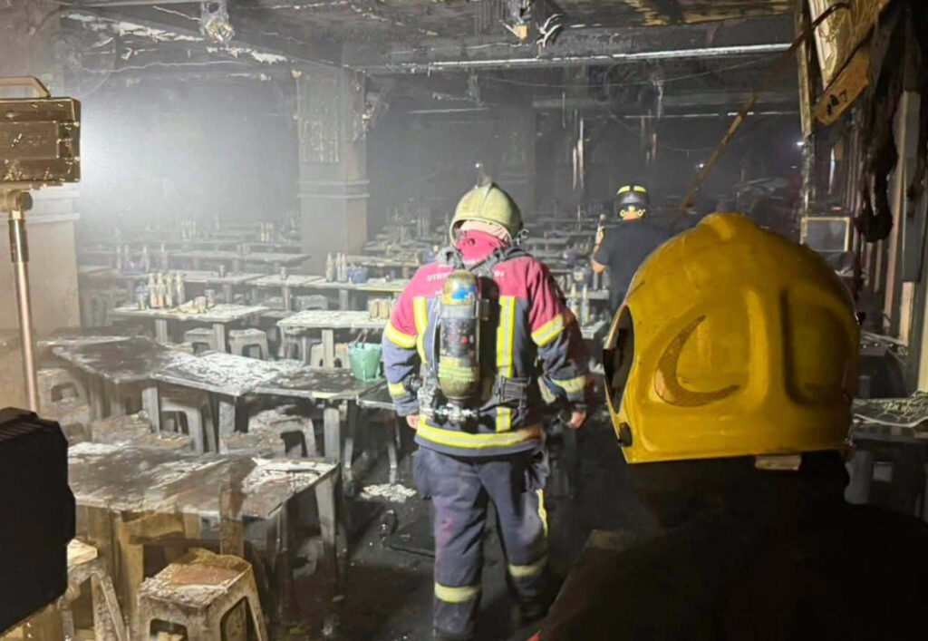 Incêndio em pub de Bangkok deixa 27 mortos e 22 feridos em estado grave