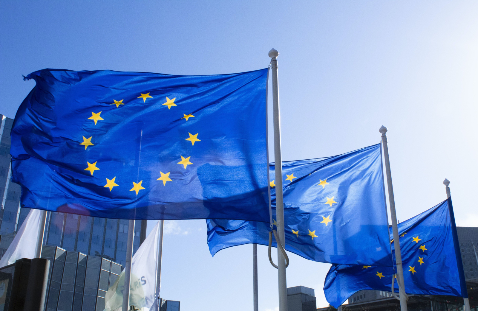 Inflação na zona do euro acelera; BCE sob pressão para subir juros