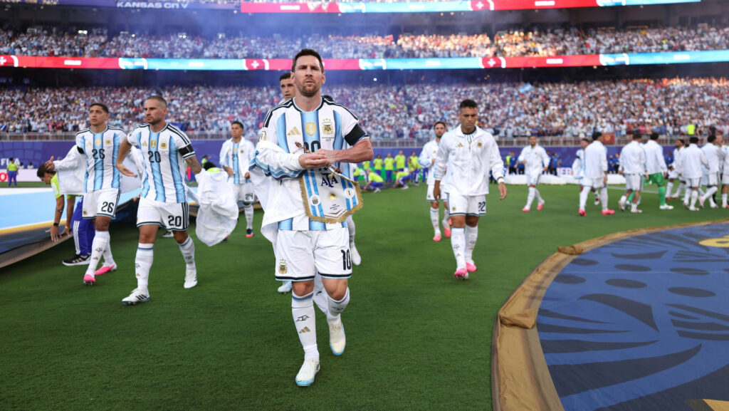Inglaterra e Argentina disputam semifinal da Copa do Mundo nesta quarta-feira